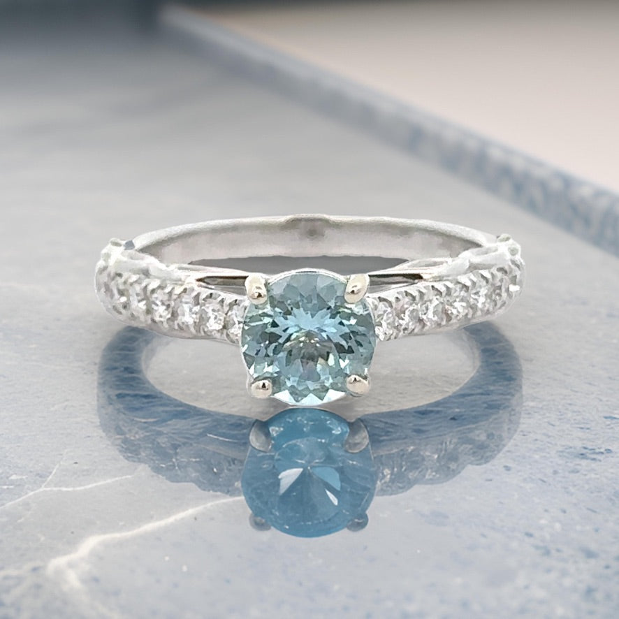 Maya Lianna Ring
