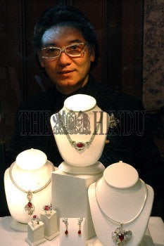 Kazuo Ogana Brooch/Pendant