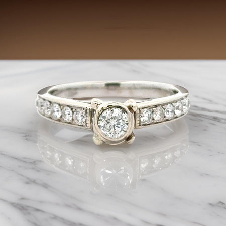 Maya Lianna Ring