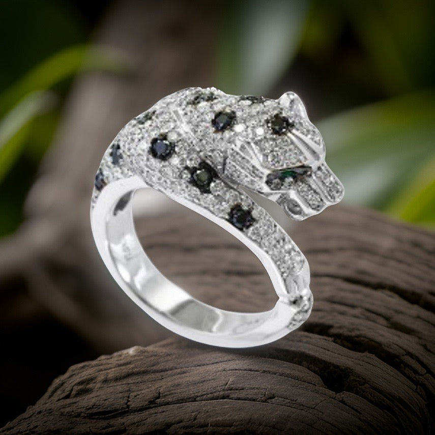 E.H. Collection Ring