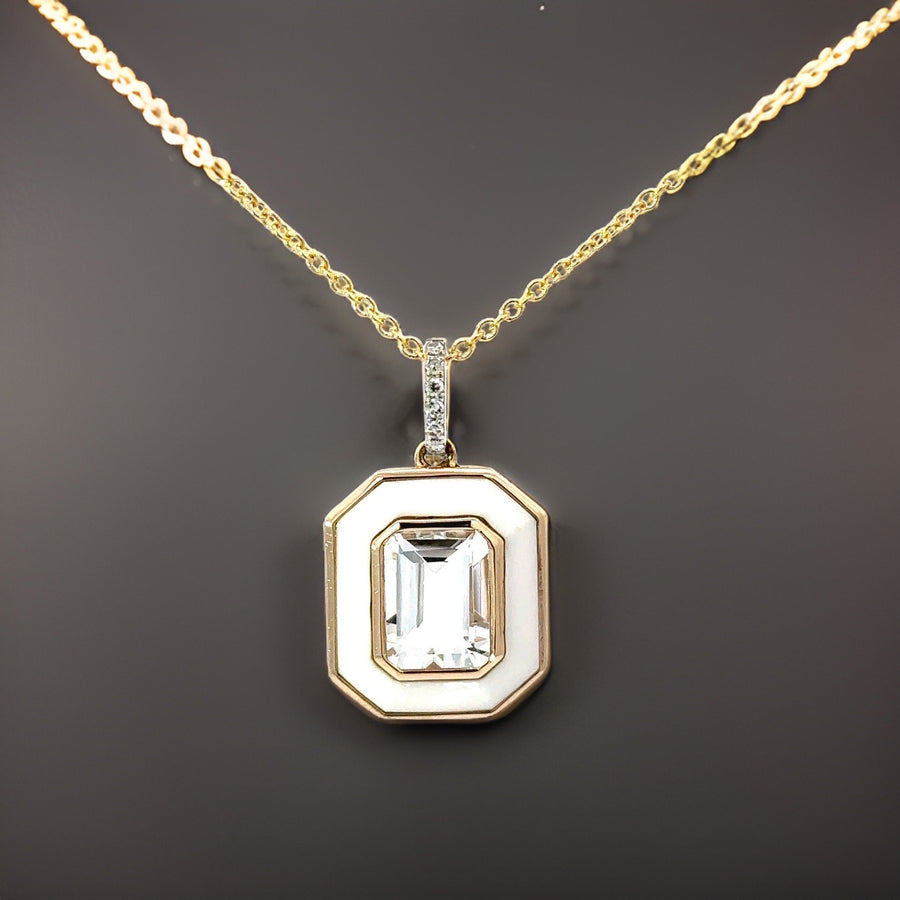 E.H. Collection Pendant w/Chain