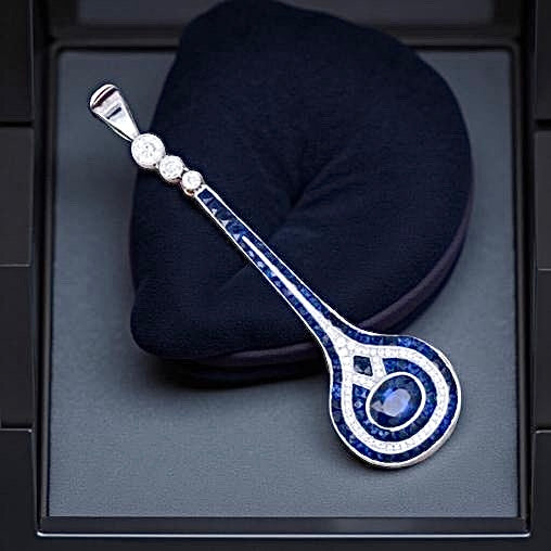 Aristocrat Pendant