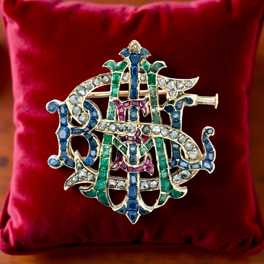 Queen Isabel II Brooch