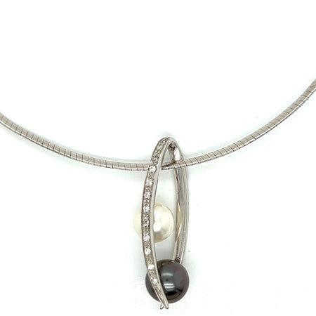 A & Z Pearl Co. Necklace