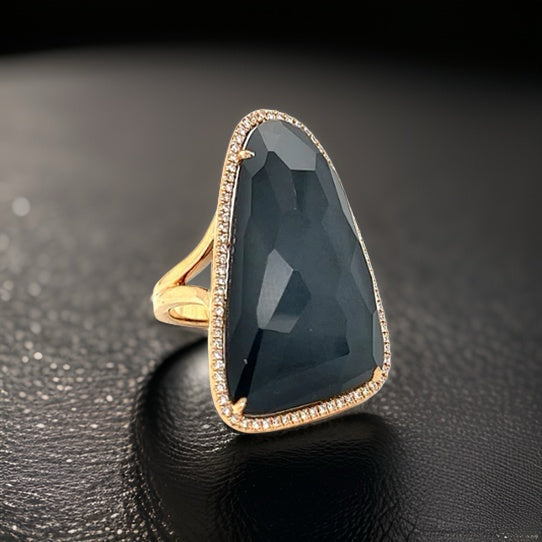 Dove Ring