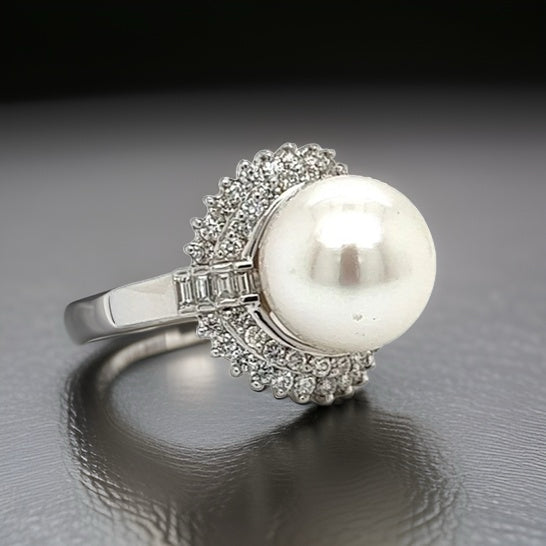 A & Z Pearl Co. Ring