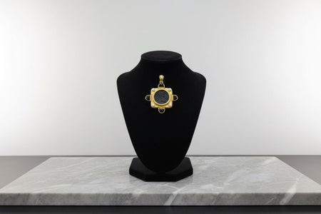 Elizabeth Locke Brooch/Pendant